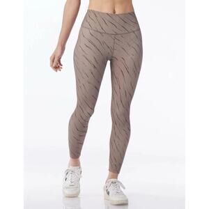 NEW Glyder Mocha Streaking Tiger 7/8 length Sultry Leggings Size Small